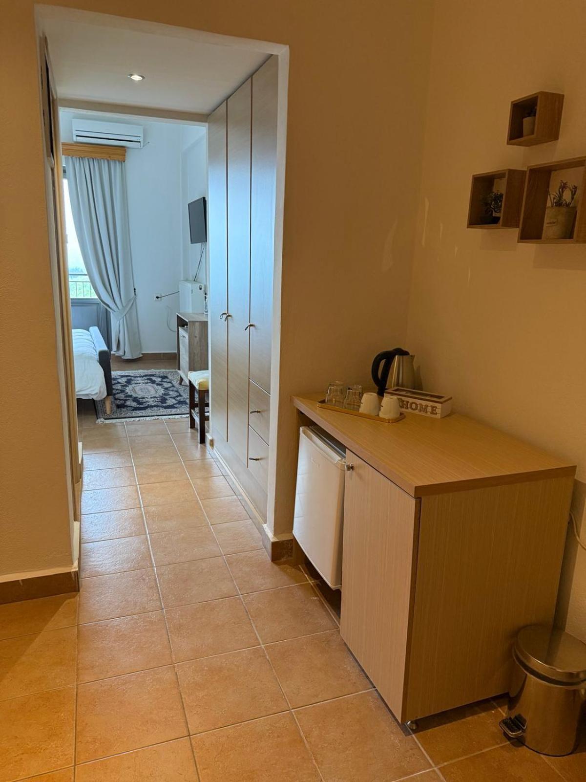 Εn Kanaliois Kanália Quarto foto